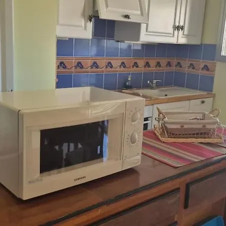 Apartment T3 Au Calme Avec Parking Au Lavandou