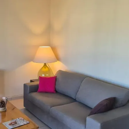 Apartment T3 Au Calme Avec Parking Au Lavandou Le Lavandou