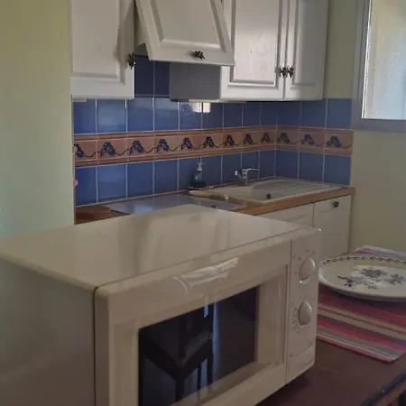 Apartment T3 Au Calme Avec Parking Au Lavandou Le Lavandou