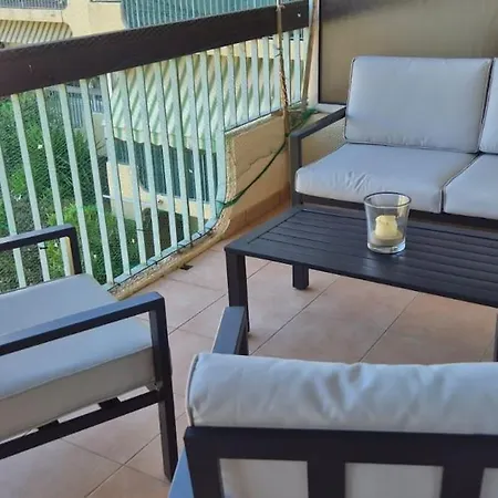 T3 Au Calme Avec Parking Au Lavandou Apartment *