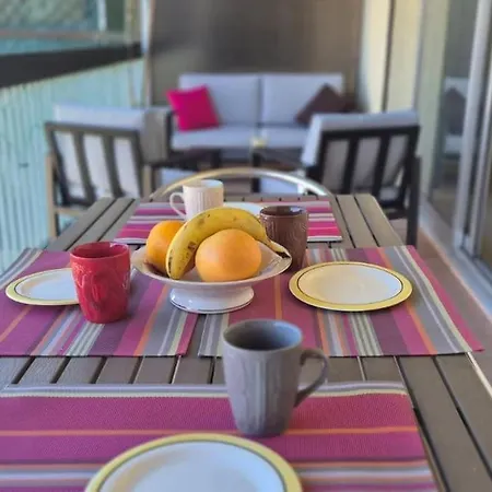 Apartment T3 Au Calme Avec Parking Au Lavandou Le Lavandou